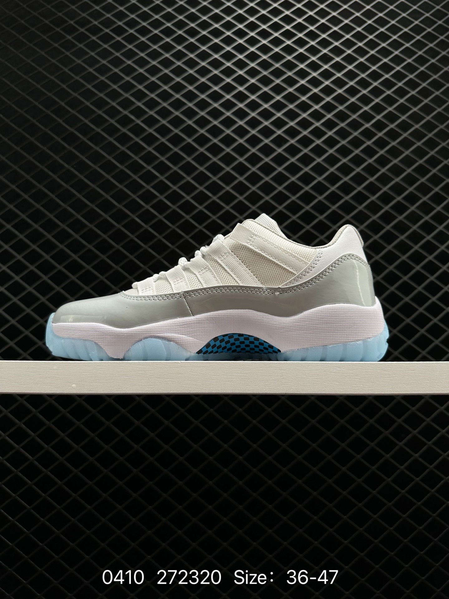 Air Jordan 11 Retro Low 
